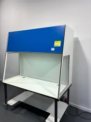 Interflow IF/CF 76 152 Special Laminar Air Flow Cabinet for Contamination Control, 2 of 3