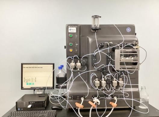 GE AKTA Pilot FPLC System for Pilot-Scale Protein Purification and Chromatography-cover