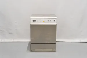Miele G7783 Laboratory and Medical-Grade Dishwasher, 3 of 7