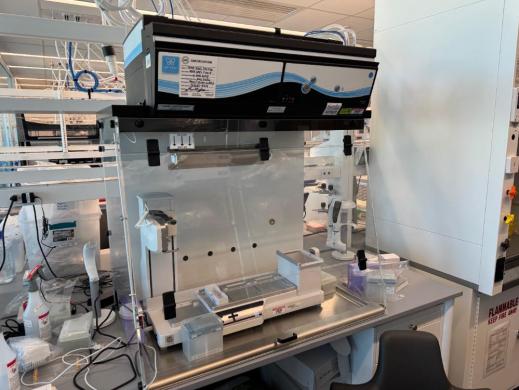 Erlab Captair Flow 391 Laminar Flow Cabinet with Integrated Filtration System-cover