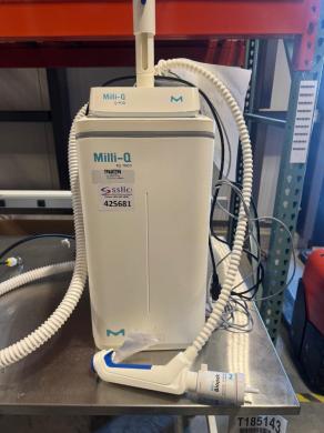 Millipore Milli-Q IQ 7000 Laboratory Ultrapure Water Purification System with Touchscreen-cover