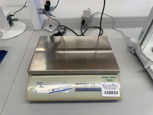 Mettler Toledo SB8000 Digital Scale