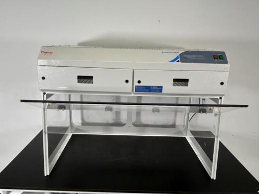 Thermo Scientific Hyperclean Truair Ductless Chemical Fume Hood with Integrated Filtration-cover