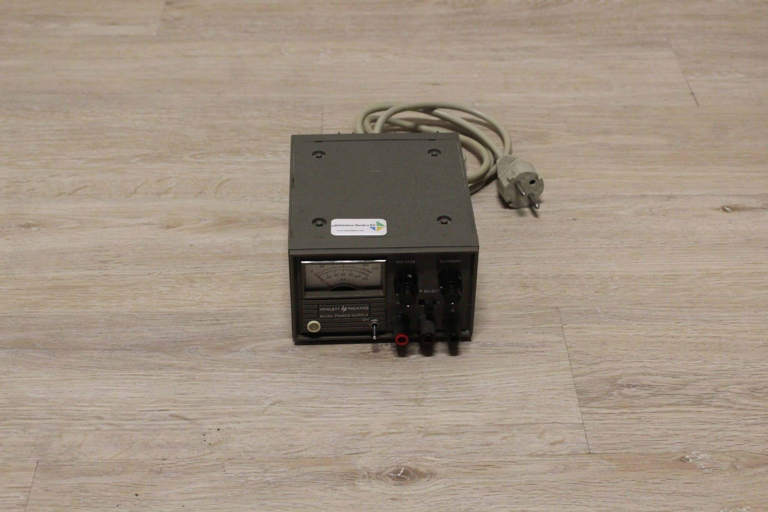 HP 6212A Precision Analog DC Power Supply
