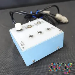 INPUT BOX 8-0450 Differential Signal Input and Calibration Interface, 2 of 3