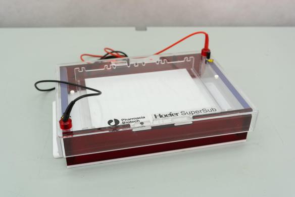 Pharmacia Biotech Hoefer Supersub HE100 Gel Electrophoresis Unit 20 well-cover