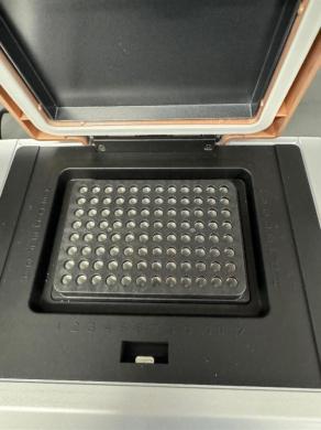 BIOer Life ECO Thermal Cycler for PCR and Molecular Biology Applications-cover