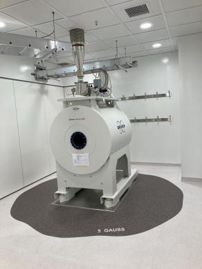 Bruker BioSpec 70/20USR Preclinical High-Resolution MRI Scanner-cover
