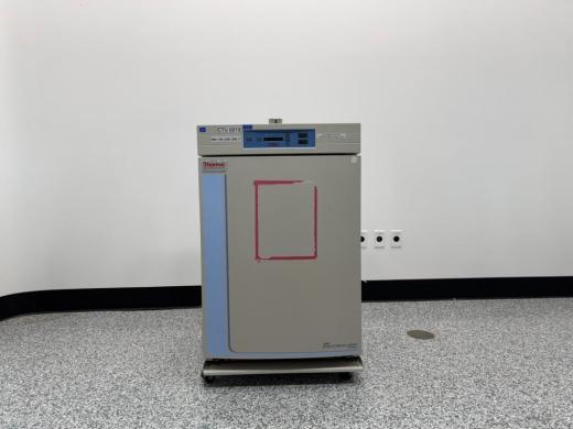 Thermo Fisher Scientific Forma Series II Model 3110 Water Jacketed CO2 Incubator for Cell Culture-cover