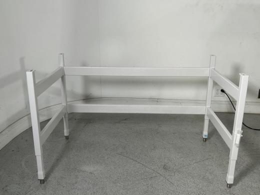 Thermo Scientific 1300 Series A2 4-Foot Class II Biosafety Cabinet-cover