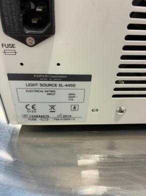Fujinon XL 4450 Endoscopy Light Source-cover