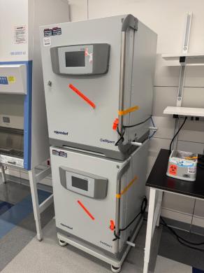 Eppendorf CellExpert Double Stack Incubator Shaker Model 6731 for Cell Culture-cover