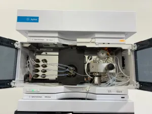 Agilent 1260 Infinity II HPLC System with Refractive Index Detector (RID), 2 of 4
