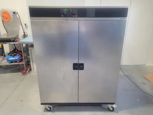 MEMMERT BE 800 Natural Convection Incubator / Oven with 70°C Max Temperature