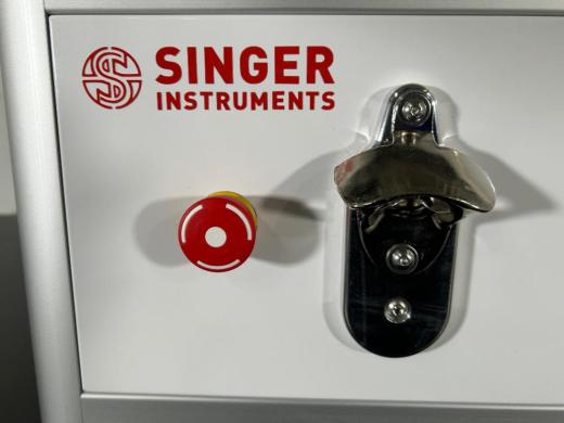 Singer Instruments PIXL Automated Microbial Colony Picker with Robotic Arm-cover