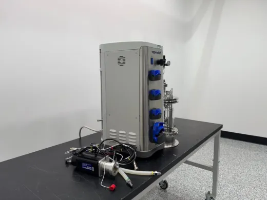 Eppendorf BioFlo 320 Universal Benchtop Bioprocess Control Station