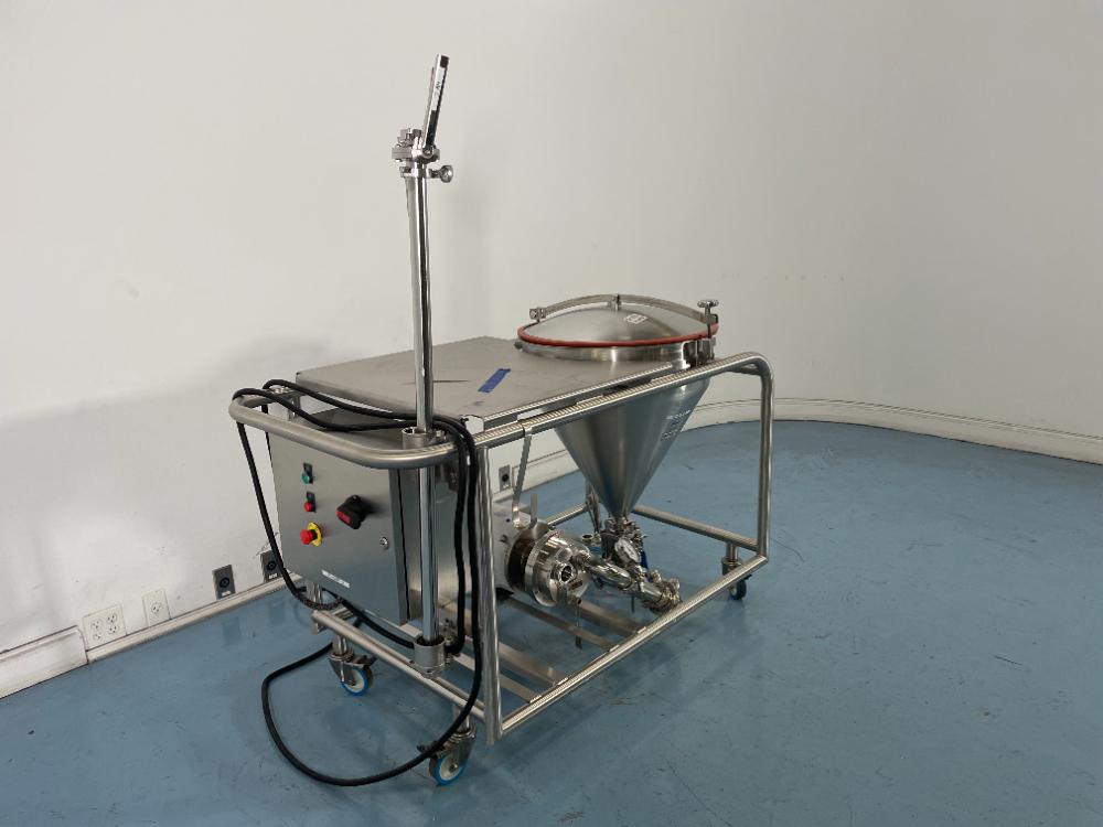Admix PIC Atmospheric Feed System with Stainless Steel Worktable for Bioprocessing