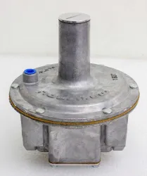 Maxitrol RV61 Straight-Thru-Flow Gas Pressure Regulator, -40 to 200°F Rated, 5 of 7