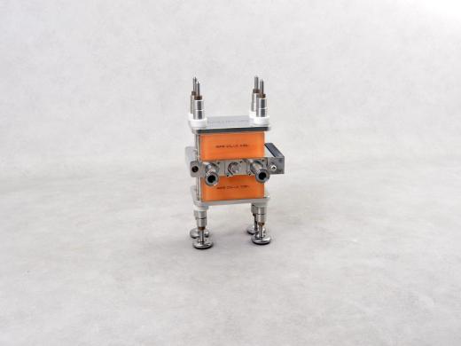 Millipore Pellicon 2 Ultrafiltration Stainless Steel Holder with Biomax 500 Cassette-cover