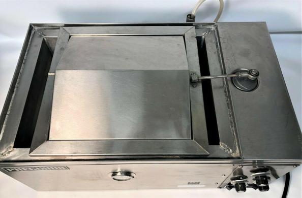 GCA / Precision Scientific 66722 Dubnoff Shaking Bath-cover