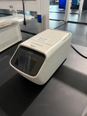 Applied Biosystems Miniamp Thermal Cycler for PCR Amplification