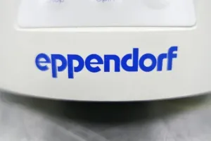 Eppendorf MiniSpin Personal Microcentrifuge with Fixed-Angle Rotor, Model 5452, 8 of 12