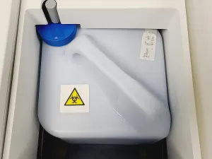 Roche Cobas e 411 Automated Immunoassay Analyzer with Disk System and Stand, 13 of 56