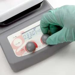 Globe Scientific GHS-380HS-UK-EU Digital Hotplate Magnetic Stirrer with Ceramic Surface, 3 of 9