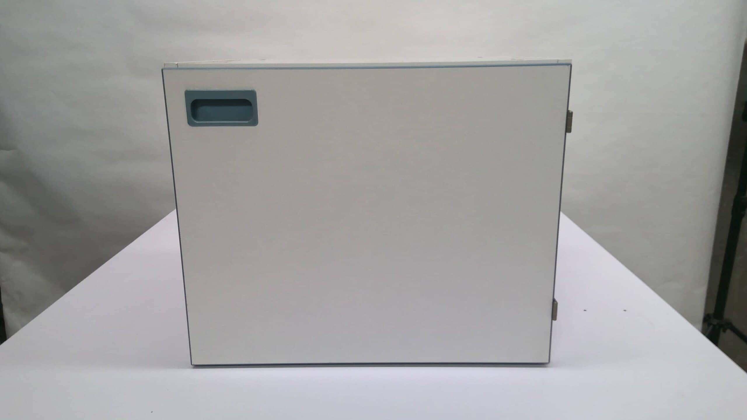 Vinitex RT White 600 Laboratory Storage Cabinet