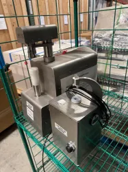 Colanar CMC 1000 Laboratory Precision Capper with External Control Box, 5 of 7