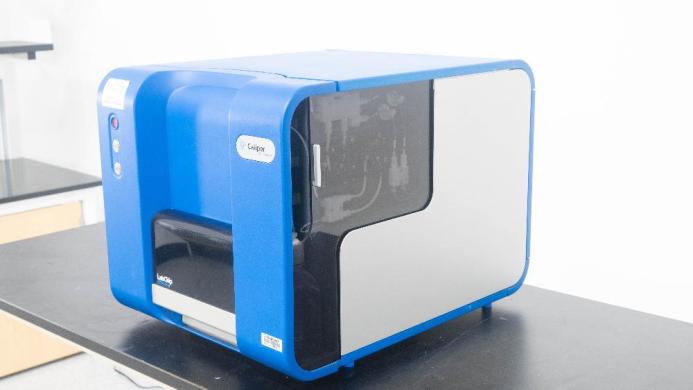 Caliper Life Sciences LabChip EZReader Microplate Reader for Capillary Electrophoresis and High-Throughput Screening-cover
