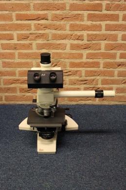 Leica DM LB Trinocular Transmitted Light Microscope with Halogen Illumination-cover