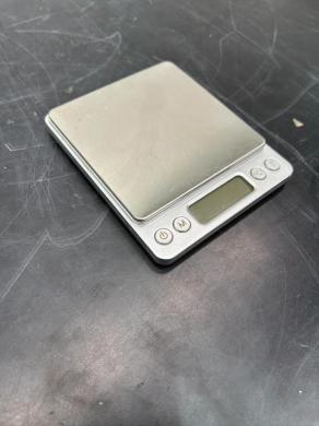 Compact Digital Pocket Scale with Stainless Steel Weighing Platform and LCD Display-cover