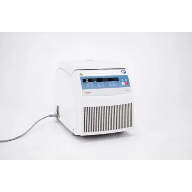 Thermo Fisher Fresco 17 Refrigerated Benchtop Centrifuge with 17,000xg Max RCF