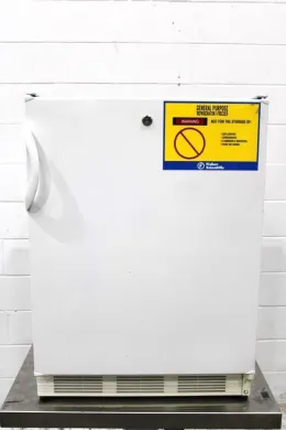 Fisher Scientific 3751FS Undercounter Laboratory Refrigerator 5.6 cu ft, 1-12°C, 120V