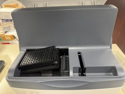 Agilent 2200 TapeStation Automated Electrophoresis System for Nucleic Acid Quality Control-cover