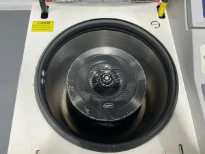 Thermo Scientific Sorvall RC6+ High-Speed Refrigerated Benchtop Centrifuge, 4 of 4