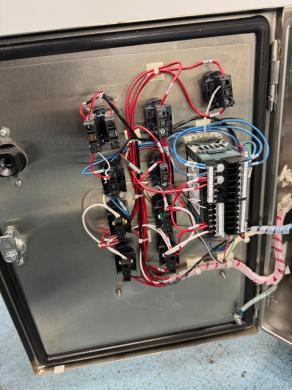 Mokon DN4312AFJ Industrial Temperature Control Unit with Pressure Gauges and Safety Features-cover