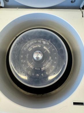 Eppendorf 5415D Centrifuge-cover