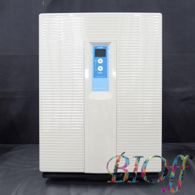 Mitsubishi CN-25C Cool Incubator with Uniform 5-Surface Temperature Control-cover