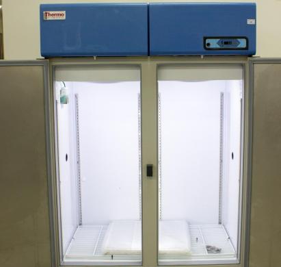 Thermo Revco REL5004A Upright Laboratory Refrigerator 51.1 cu.ft 1°C-8°C Digital Control 120V-cover