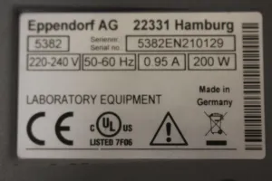 Eppendorf ThermoMixer C Temperature-Controlled Shaking Heating Block, 2 of 3