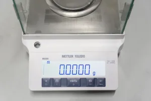 Mettler ME204 Analytical Balance, 4 of 5