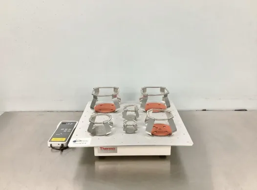 Thermo Scientific MAXQ 2000 CO2 Plus Orbital Benchtop Shaker for Cell and Bacterial Culture