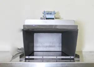 RNA Automation SLL400-400 Linear Vibratory Feeder 120V Used, 6 of 7