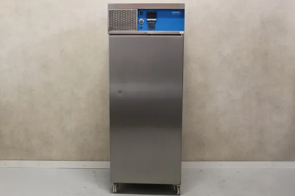 Elbanton LTKB 650 Refrigerated Laboratory Incubator with Digital Temperature Control