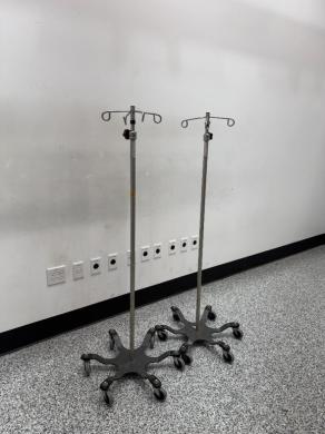 IV Bag Hodlers-cover