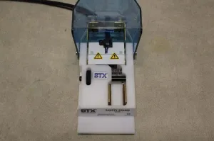BTX AgilePulse Max Large Volume Electroporation Transfection System, 4 of 7