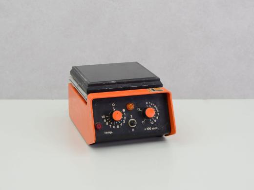 Framo M24/1 Magnetic Stirrer with Heating Function for Laboratory Mixing and Temperature Control-cover