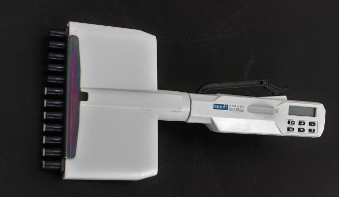 Biohit Proline Electronic 12-Channel Pipette 50-1200 µL (Non-Functional)-cover